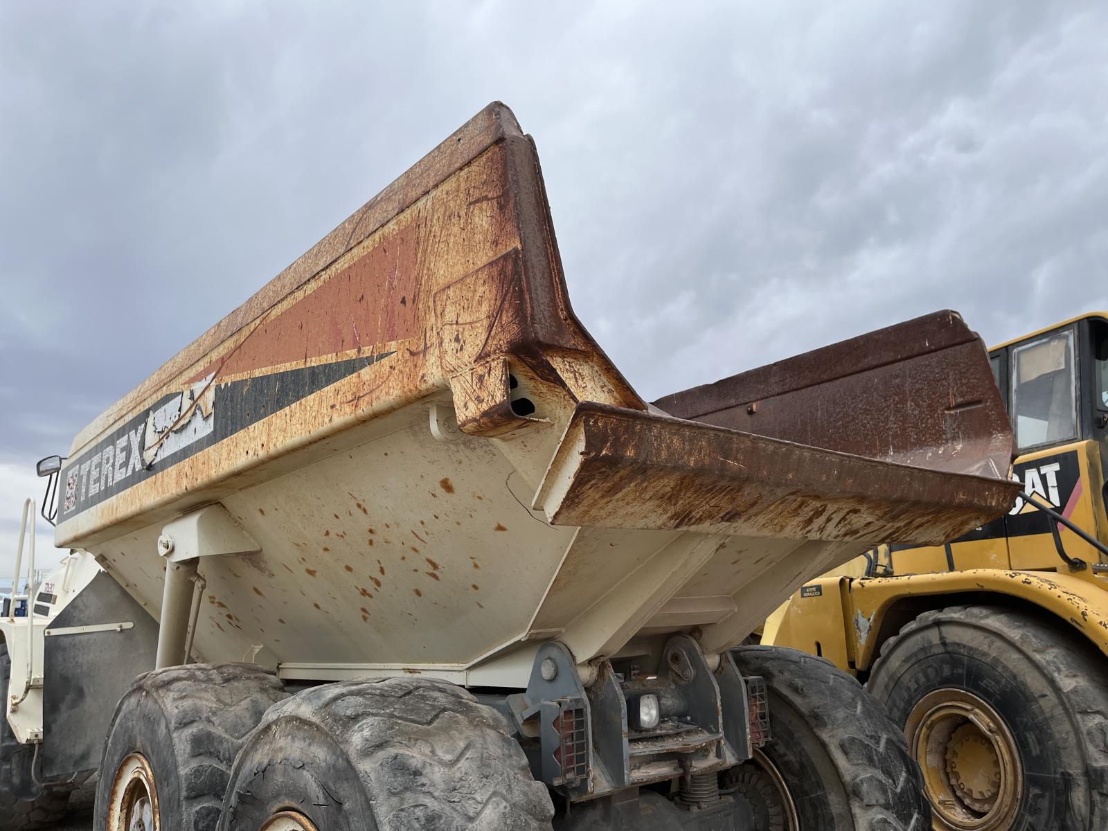 ./imagenes/INVOICE/2019/17635/DOMPE ARTICULADO TEREX TA30 (14).JPG